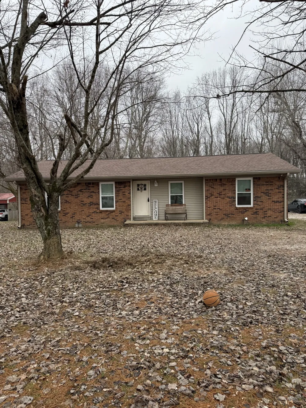 132 Wind Curve Cir Lafayette, TN 37083