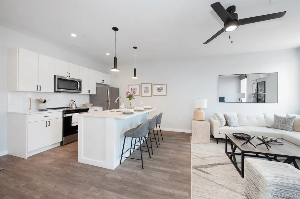 300 Carleton Avenue #5207 Central Islip, NY 11722