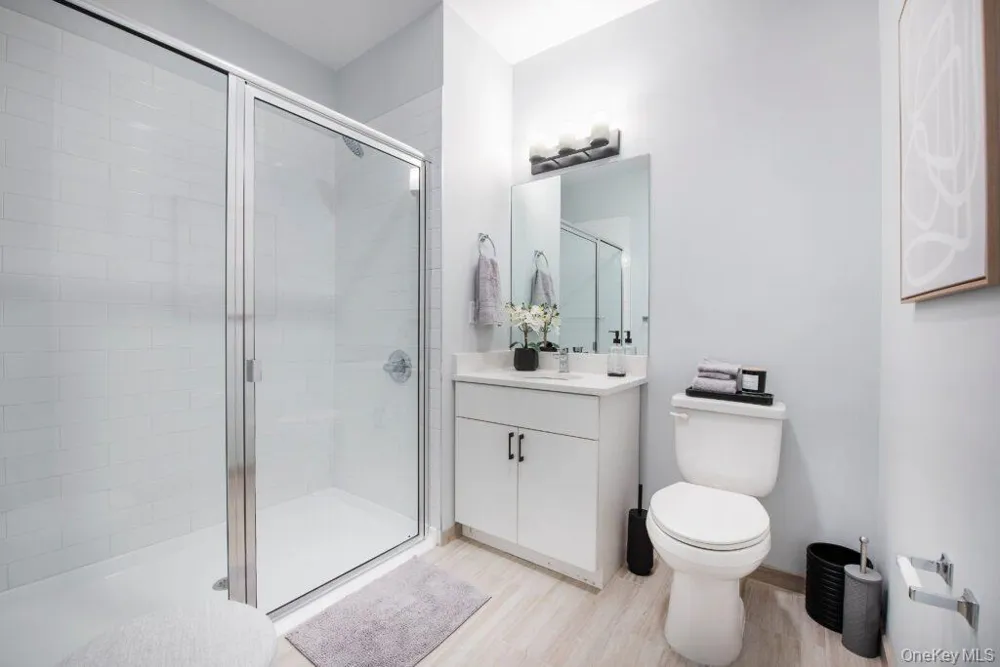 300 Carleton Avenue #7213 Central Islip, NY 11722