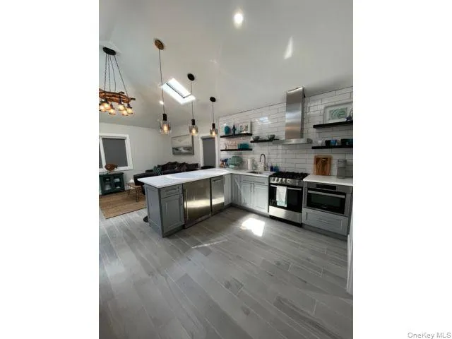 190 Beach 109th Street Rockaway Park, NY 11694