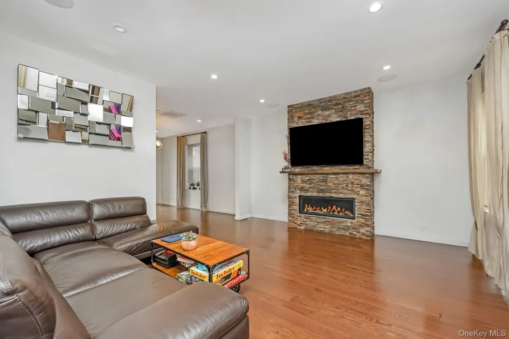 64-68 83 PLACE Middle Village, NY 11379