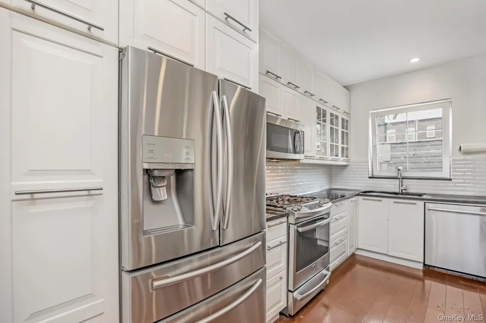 64-68 83 PLACE Middle Village, NY 11379