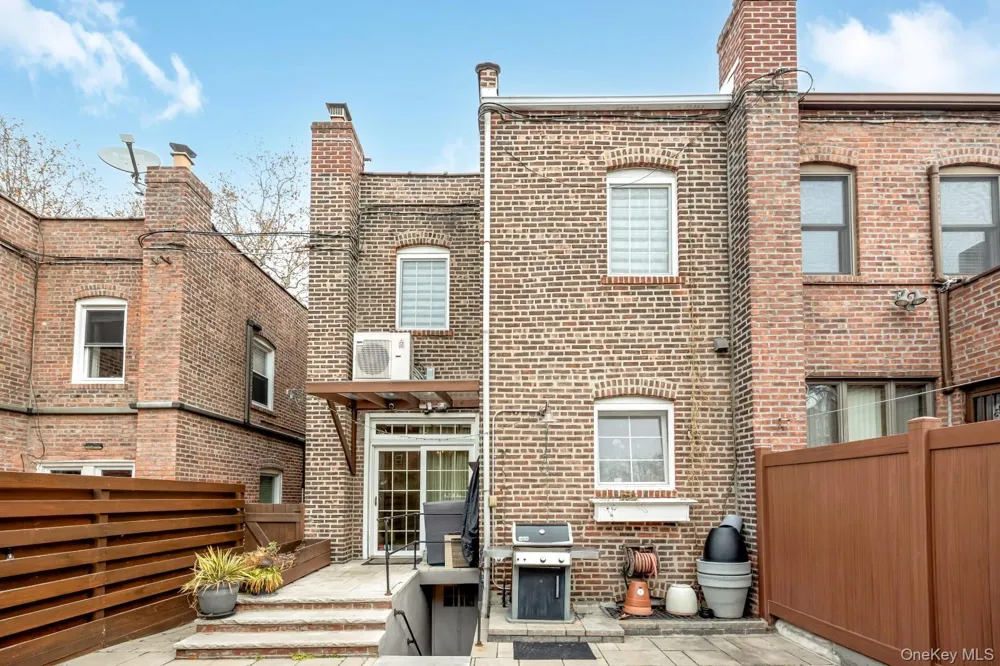 64-68 83 PLACE Middle Village, NY 11379
