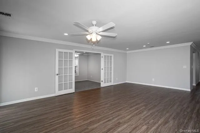 69 Overlook Drive #69 Farmingville, NY 11738