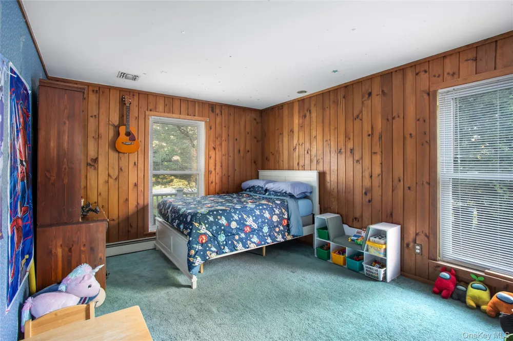 112 Upper 7 Ponds Road Water Mill, NY 11976