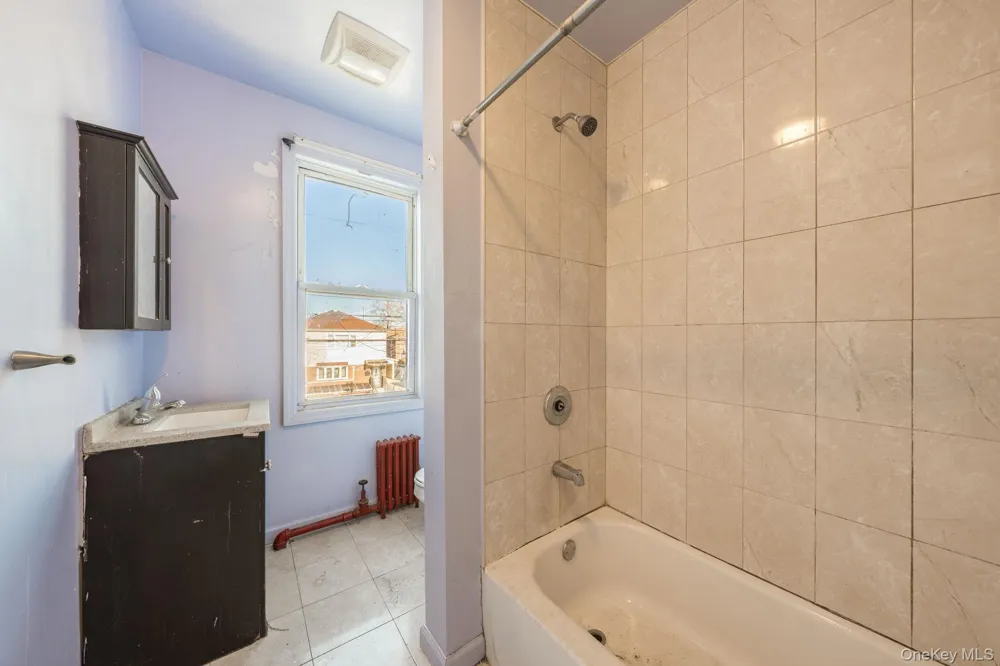 2214 Hermany Avenue Bronx, NY 10473