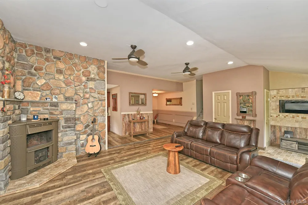 150 Hallock Landing Road Rocky Point, NY 11778