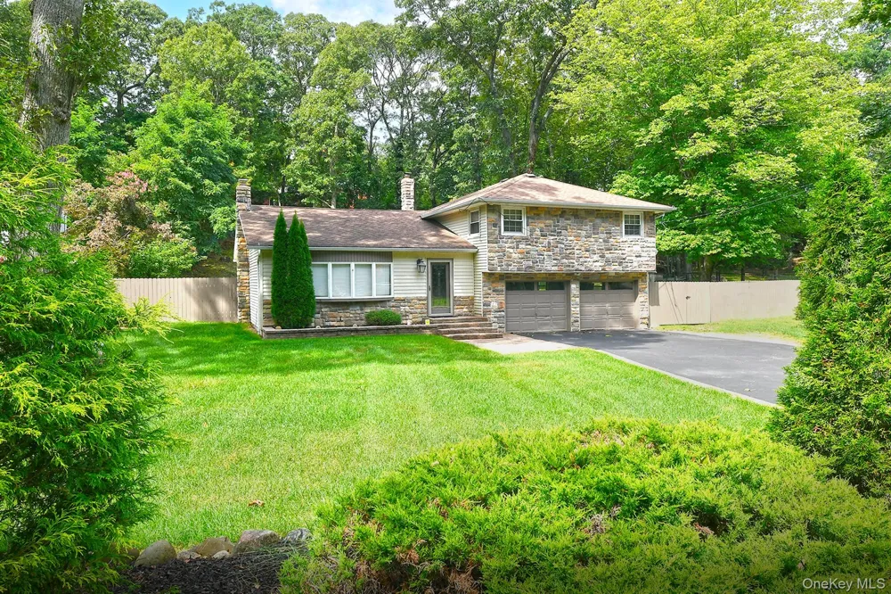 150 Hallock Landing Road Rocky Point, NY 11778