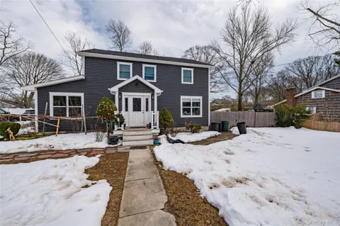 85 Bayview Avenue
