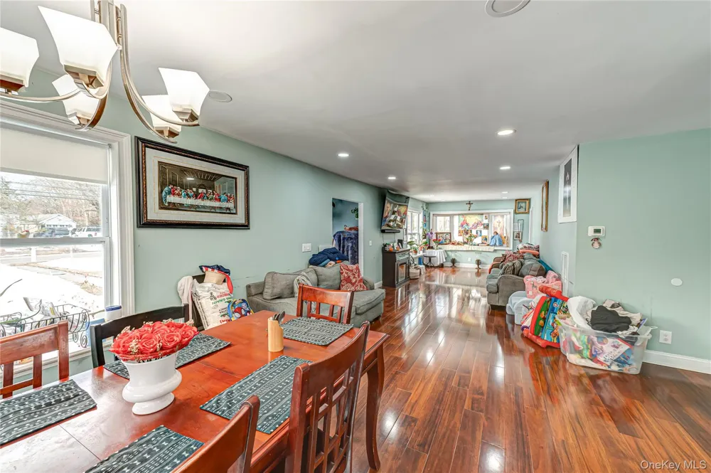 85 Bayview Avenue East Patchogue, NY 11772