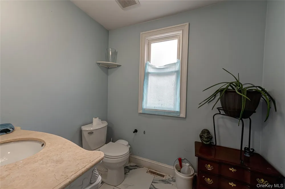 85 Bayview Avenue East Patchogue, NY 11772