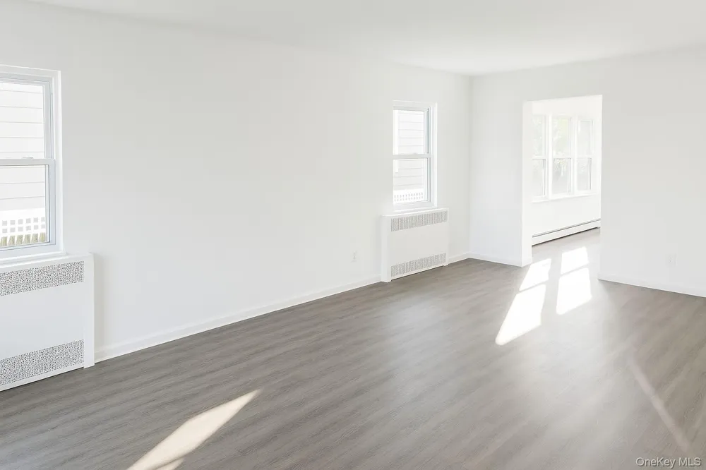 540 E State Street Long Beach, NY 11561