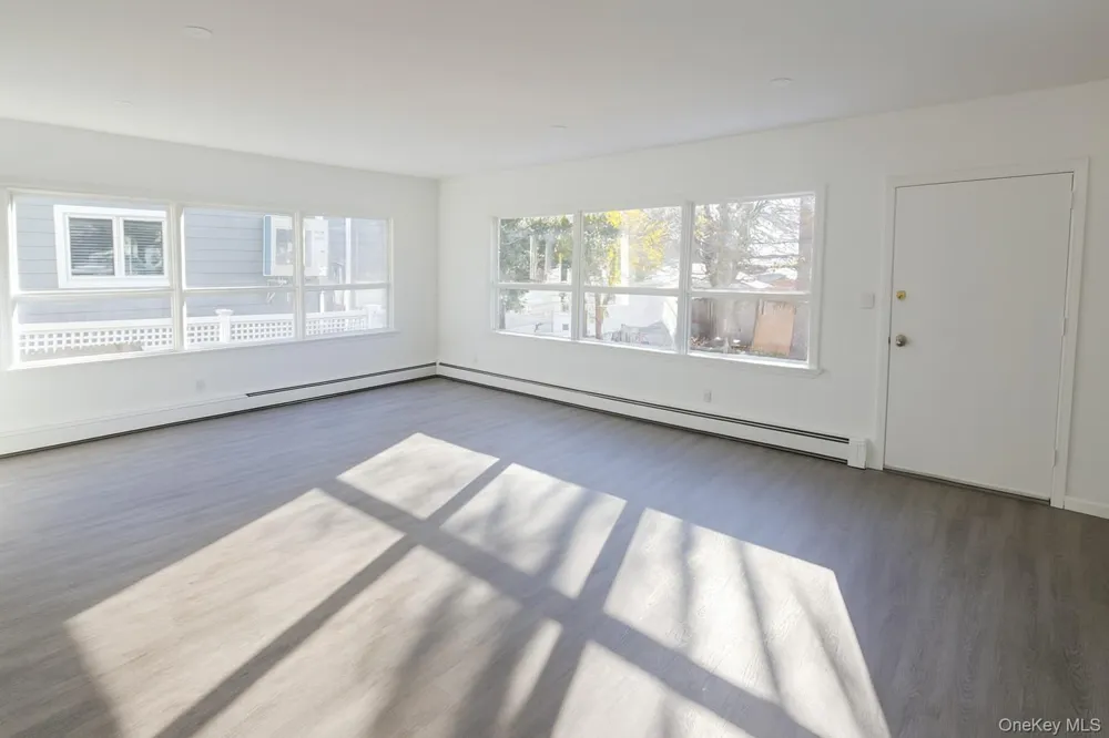 540 E State Street Long Beach, NY 11561