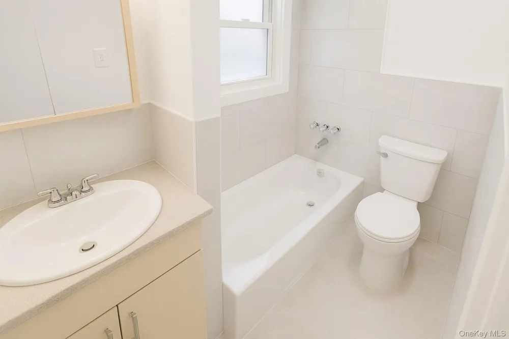 540 E State Street Long Beach, NY 11561