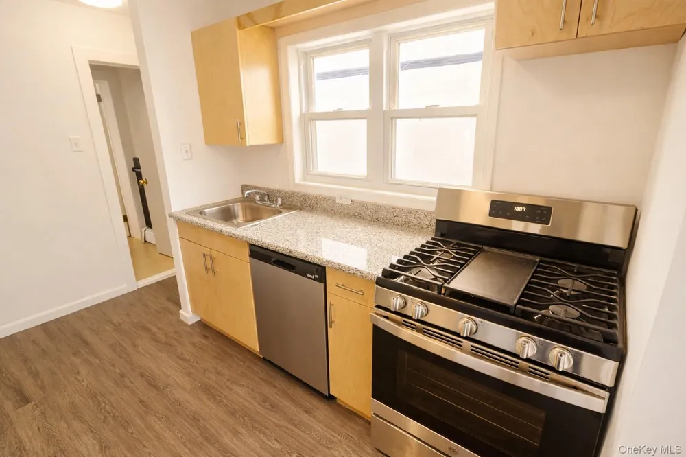 540 E State Street Long Beach, NY 11561