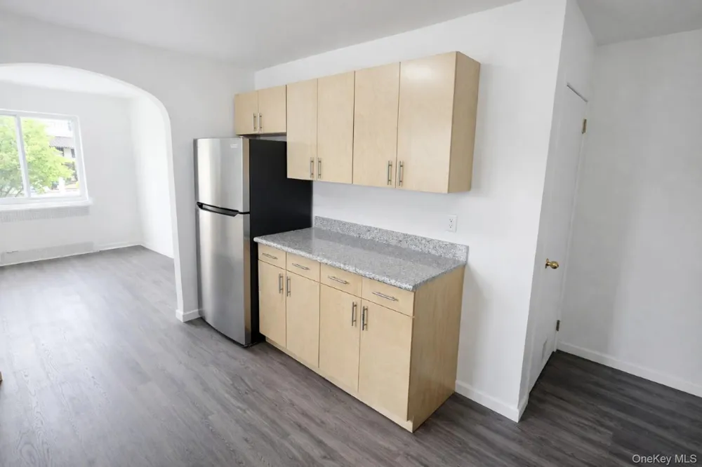 540 E State Street Long Beach, NY 11561
