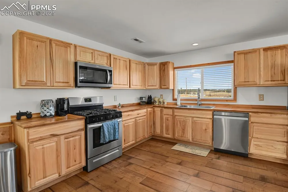 1053 Will Scarlet Drive Divide, CO 80814