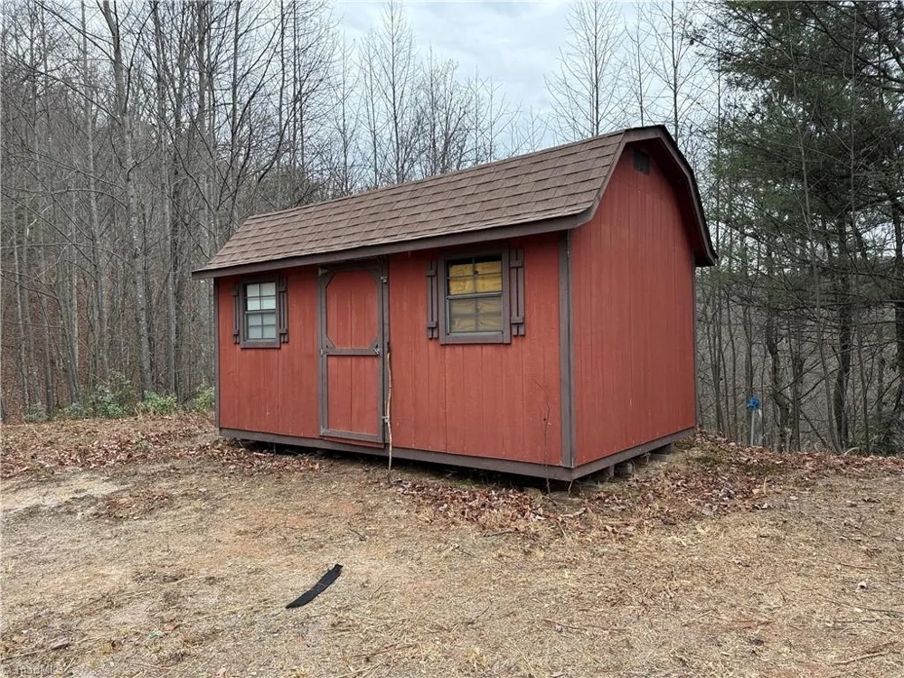 Lot 218 Casey Mountain Road Purlear, NC 28665