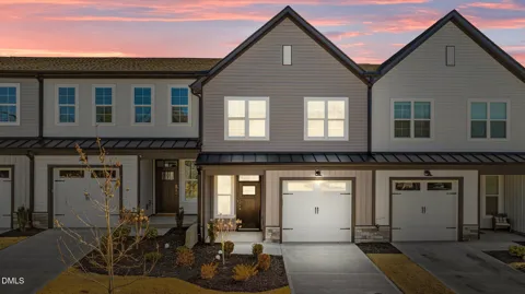 608 Marshskip Way #23