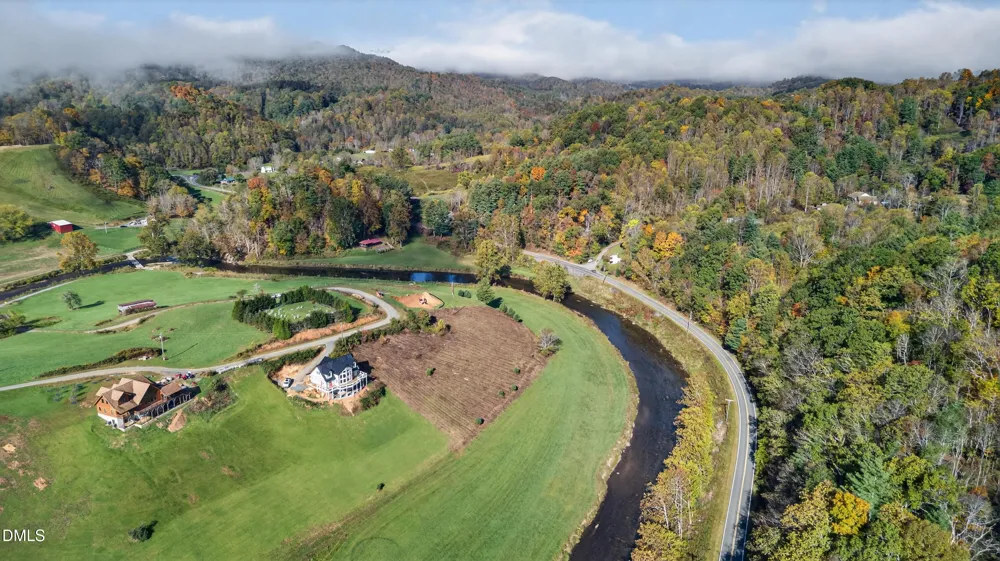 262 River Landing Way Lansing, NC 28643