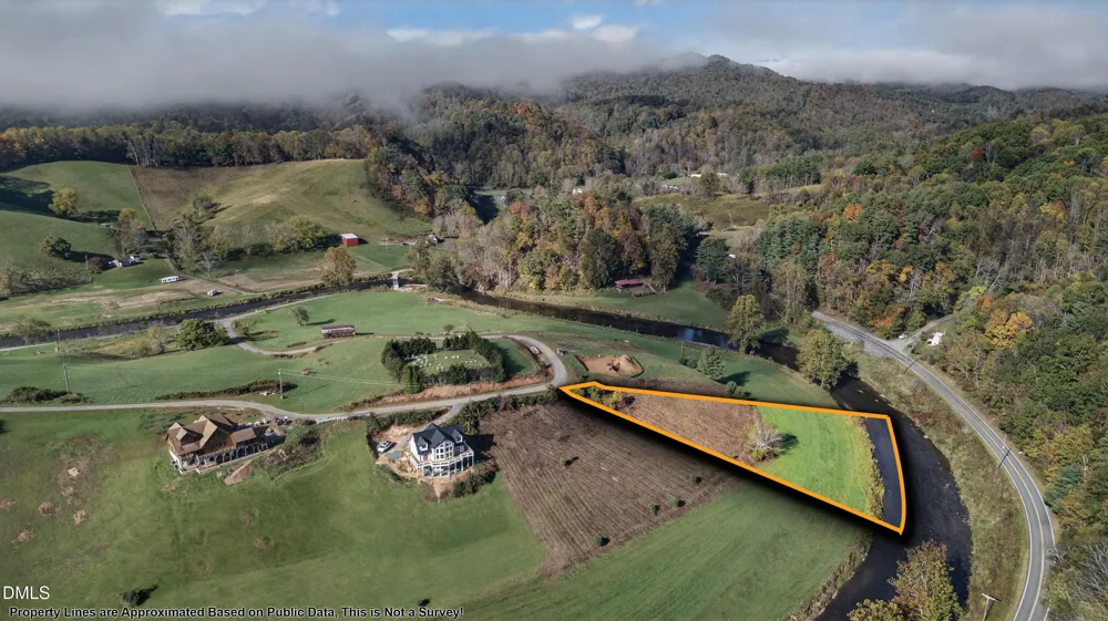 262 River Landing Way Lansing, NC 28643
