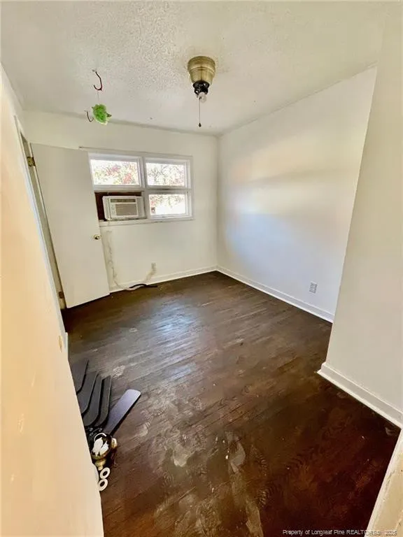 502 Spring Avenue Spring Lake, NC 28390