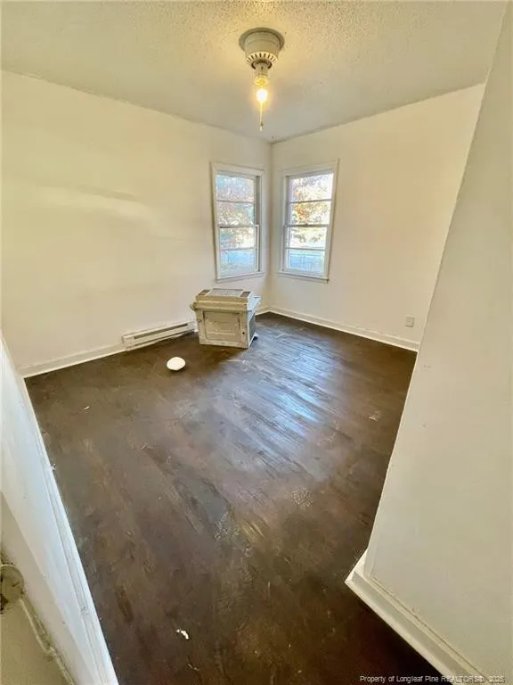 502 Spring Avenue Spring Lake, NC 28390