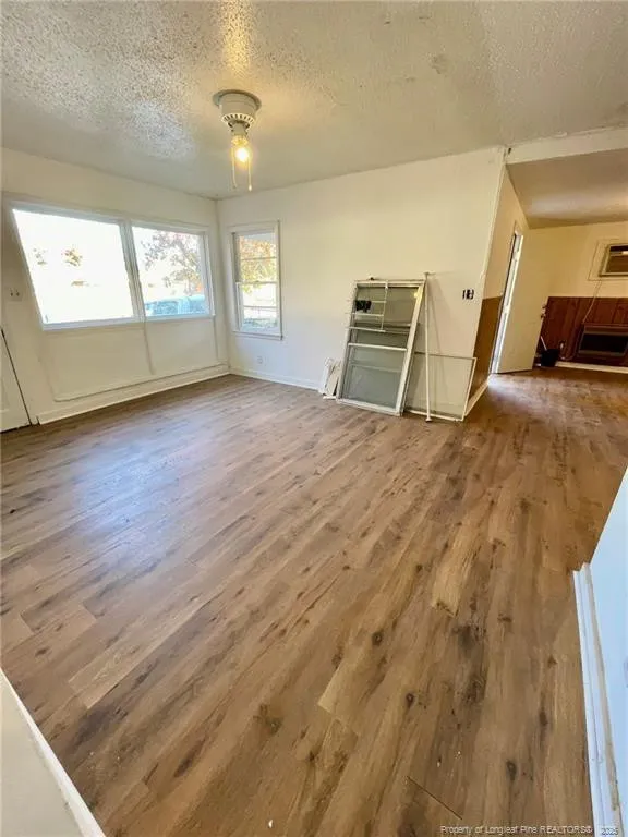 502 Spring Avenue Spring Lake, NC 28390