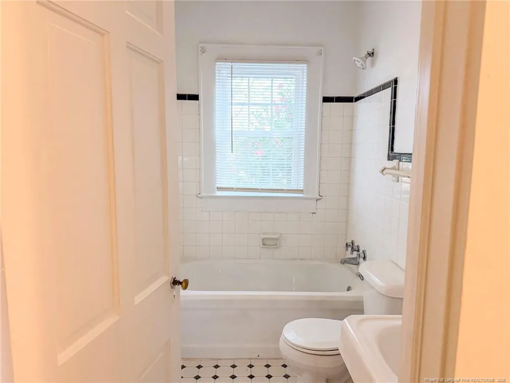 1603 McMillan Avenue Lumberton, NC 28358