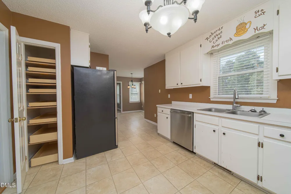 3002 Red Circle Willow Springs, NC 27592