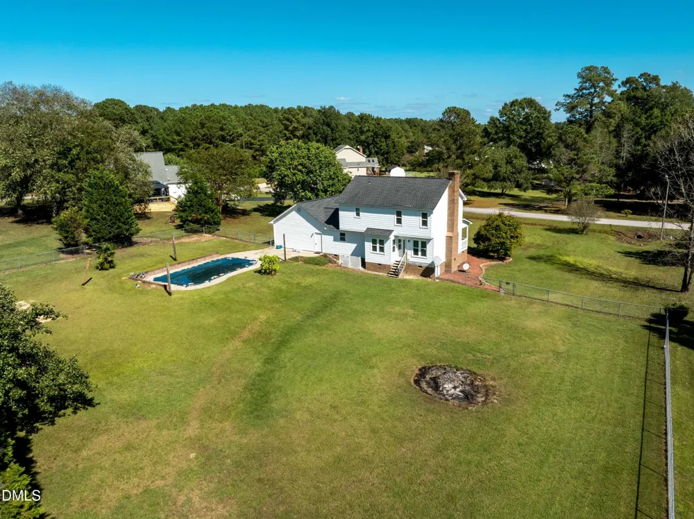 3002 Red Circle Willow Springs, NC 27592
