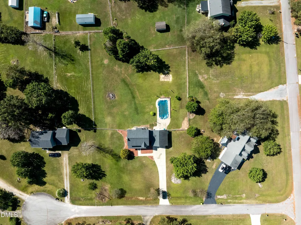 3002 Red Circle Willow Springs, NC 27592