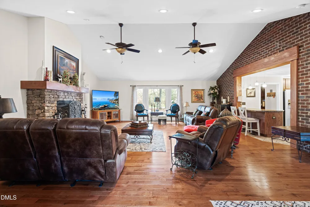 335 Sprunt Drive Clinton, NC 28328