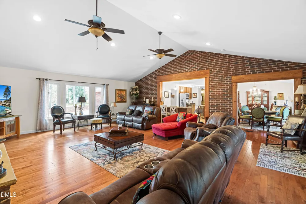 335 Sprunt Drive Clinton, NC 28328