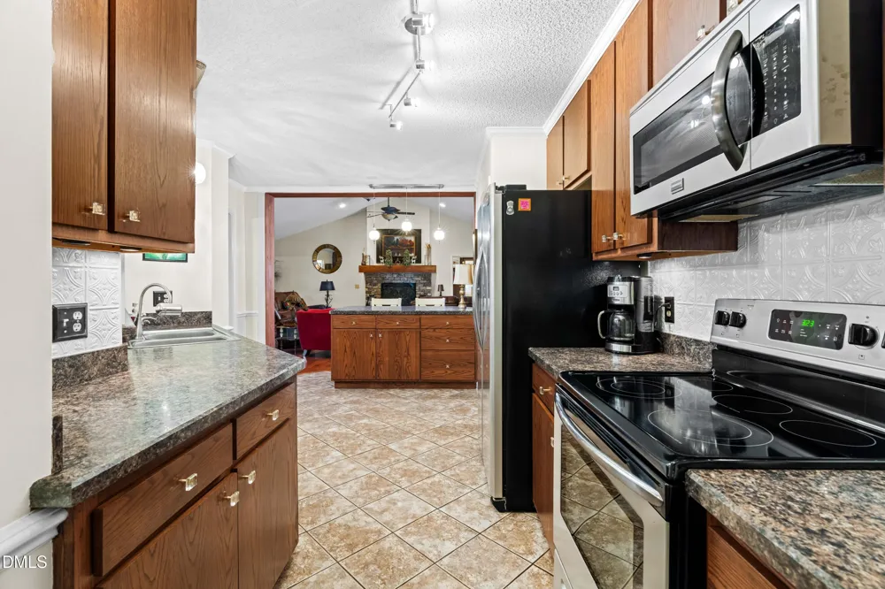 335 Sprunt Drive Clinton, NC 28328