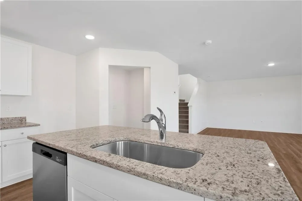 208 Buggy Top Lane Autryville, NC 28318