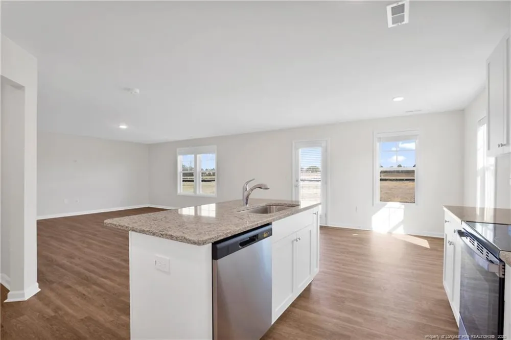 208 Buggy Top Lane Autryville, NC 28318