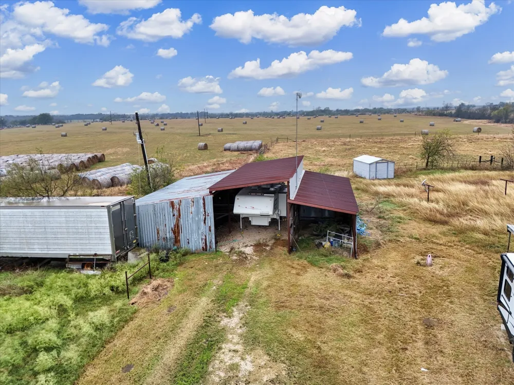 689 County Road 464 Bruceville Eddy, TX 76524