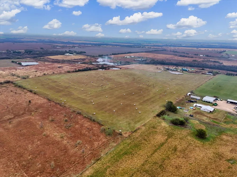 689 County Road 464 Bruceville Eddy, TX 76524