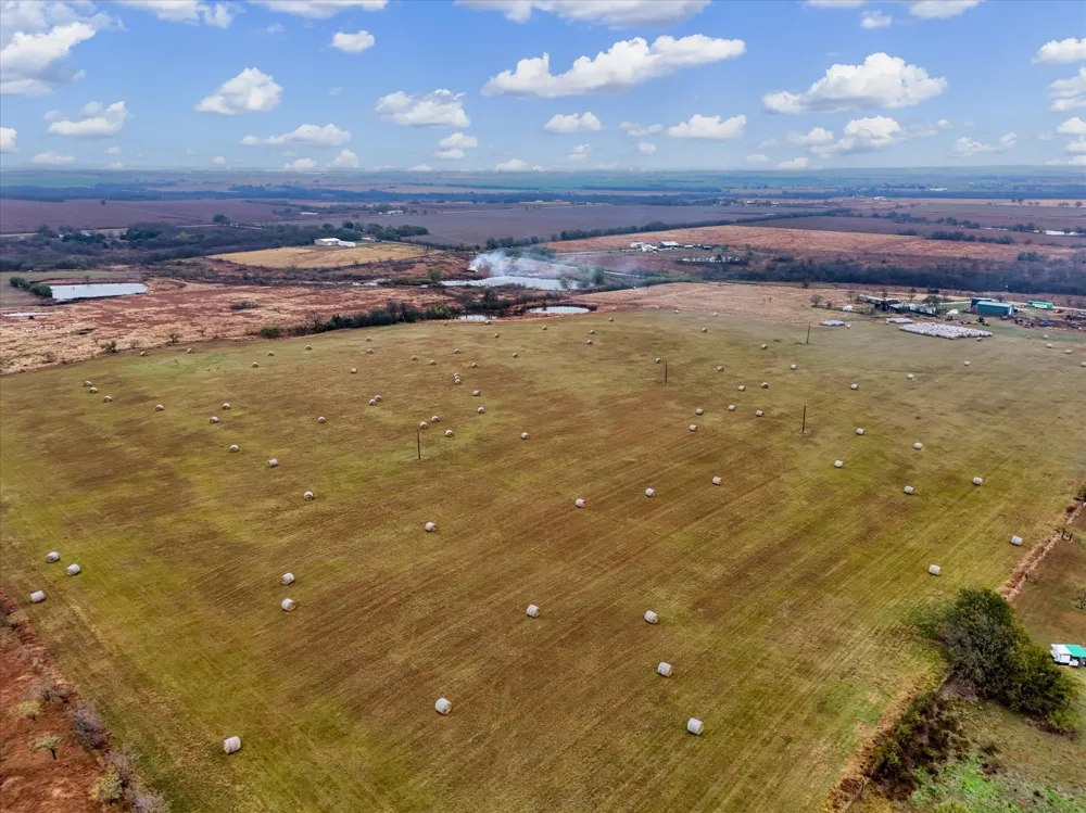 689 County Road 464 Bruceville Eddy, TX 76524
