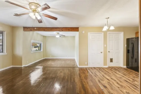 107 S Sheppard Drive Euless, TX 76040