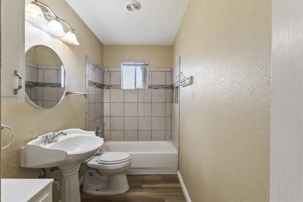 107 S Sheppard Drive Euless, TX 76040