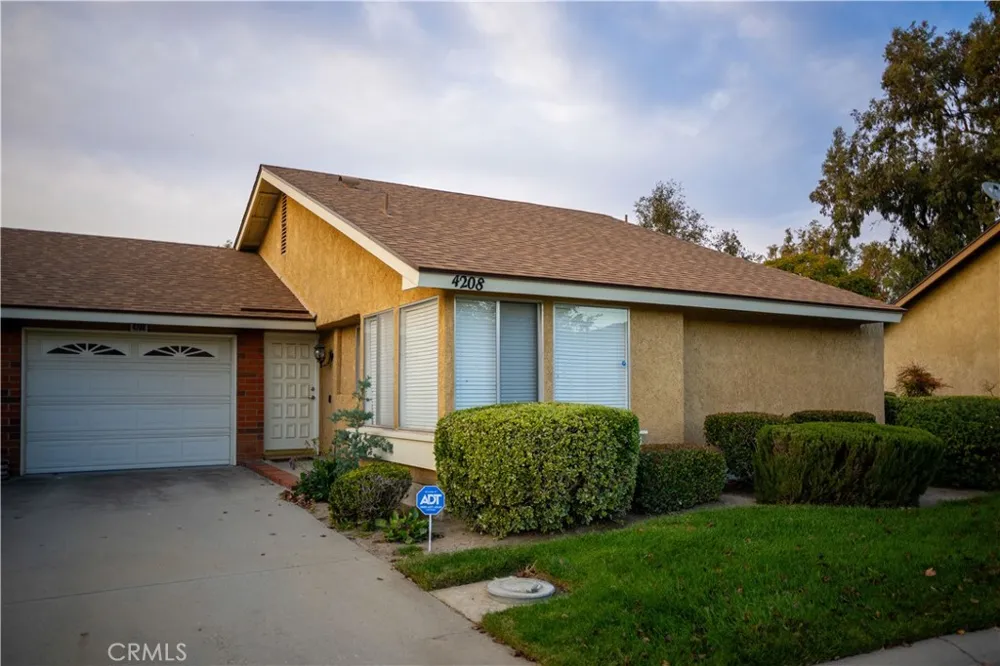 4208 Village 4 Camarillo, CA 93012