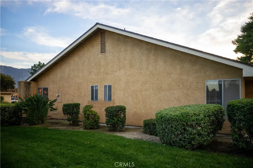 4208 Village 4 Camarillo, CA 93012