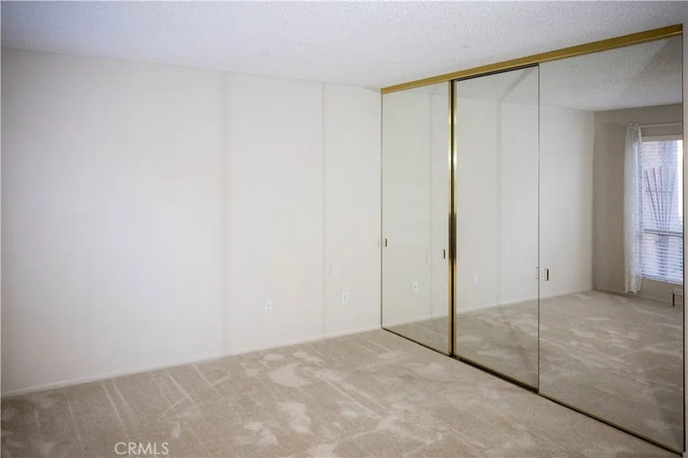 4208 Village 4 Camarillo, CA 93012
