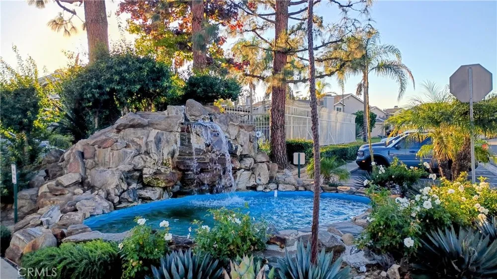 1649 Toyon Corona, CA 92882