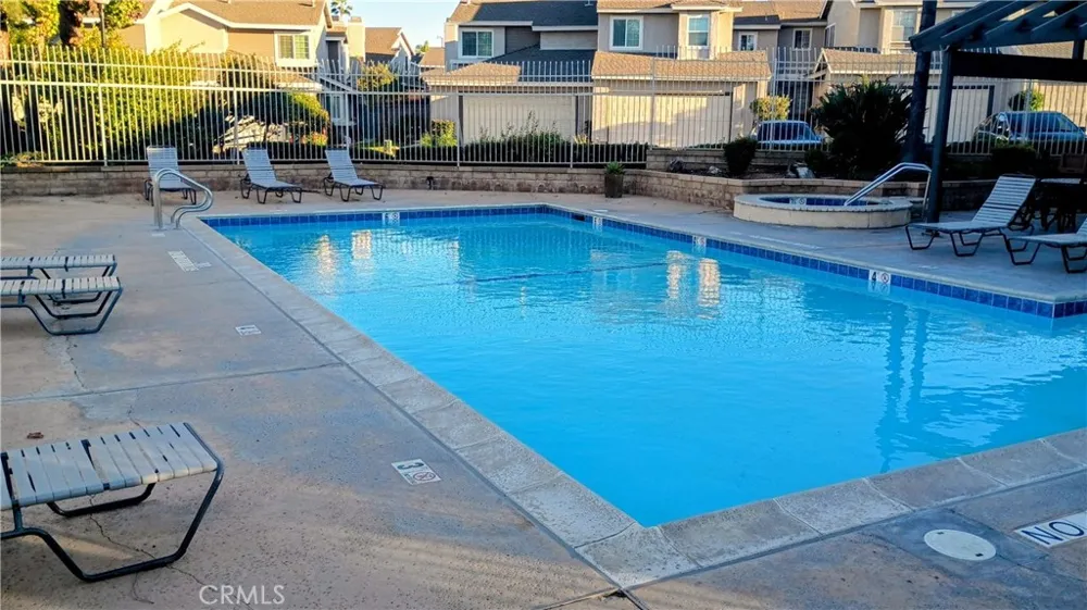 1649 Toyon Corona, CA 92882