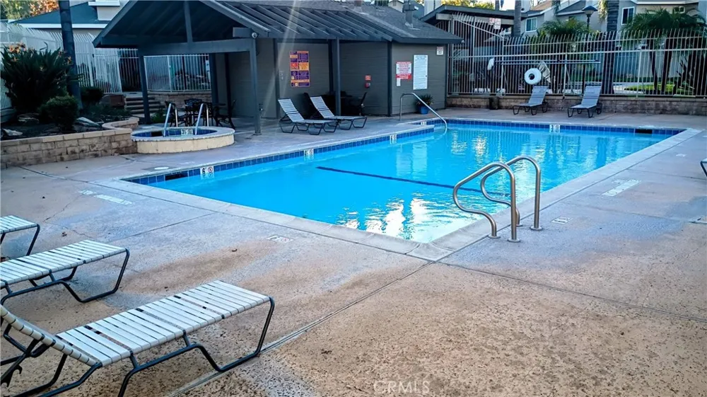 1649 Toyon Corona, CA 92882