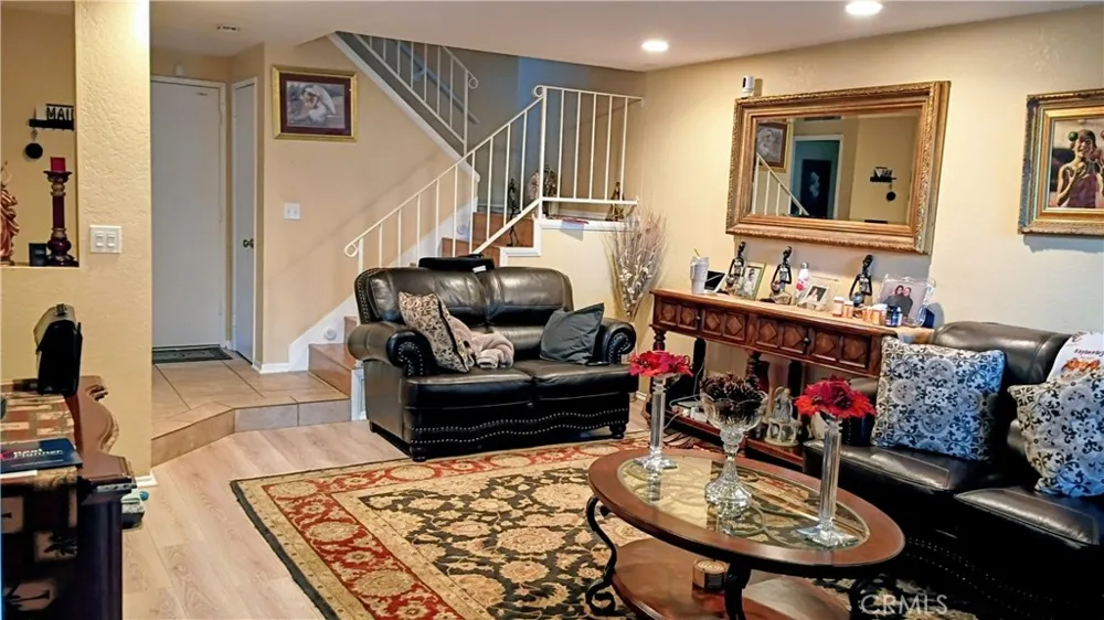1649 Toyon Corona, CA 92882