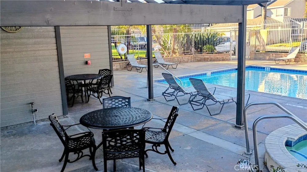 1649 Toyon Corona, CA 92882